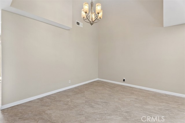 Detail Gallery Image 9 of 31 For 5817 via Romero, Yorba Linda,  CA 92887 - 3 Beds | 2/1 Baths
