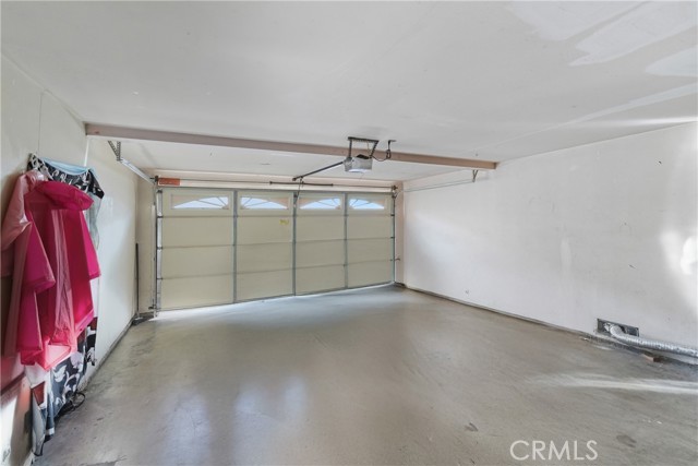 Detail Gallery Image 33 of 41 For 4505 Santa Ana #C,  Cudahy,  CA 90201 - 3 Beds | 3 Baths