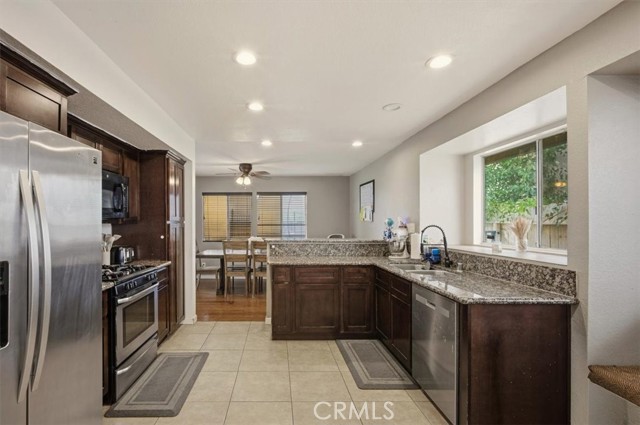 Detail Gallery Image 12 of 35 For 23907 Mark Twain, Moreno Valley,  CA 92557 - 3 Beds | 2/1 Baths