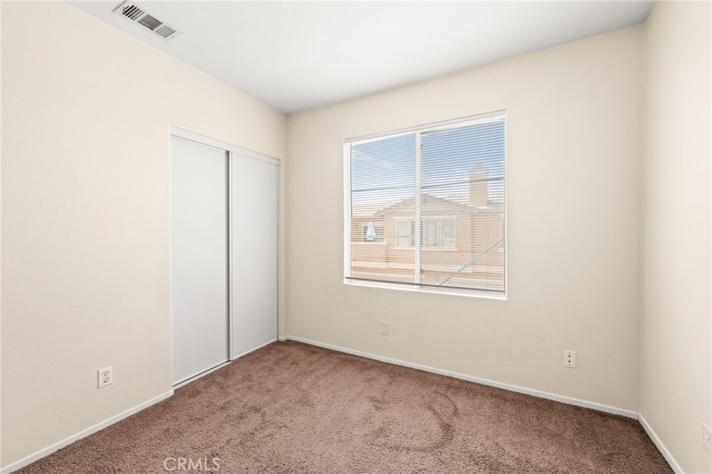 MLS #OC25136647 img 23