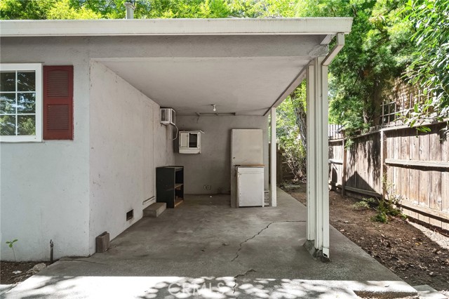 752 E 6th Street, Chico CA: https://media.crmls.org/medias/7405d3fc-0c13-4f72-a623-0897f32593df.jpg