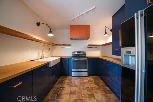 MLS# OC23228201