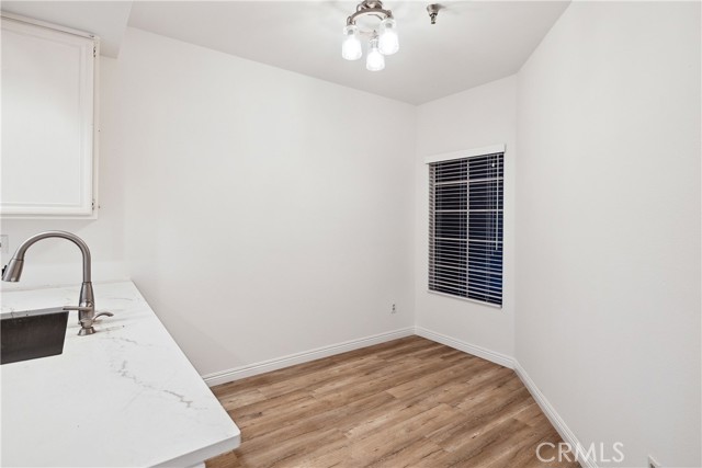 Detail Gallery Image 12 of 46 For 1450 Brett Place #205,  San Pedro,  CA 90732 - 3 Beds | 2 Baths