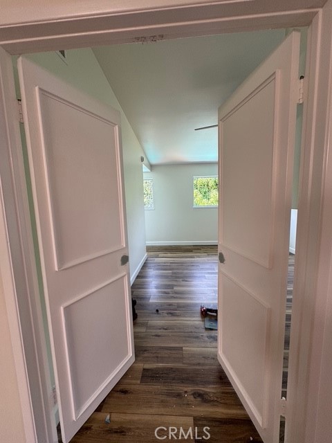 5212 Chablis Circle, Irvine CA: https://media.crmls.org/medias/7407ea22-a6a0-4d4a-896e-8025d18348bb.jpg