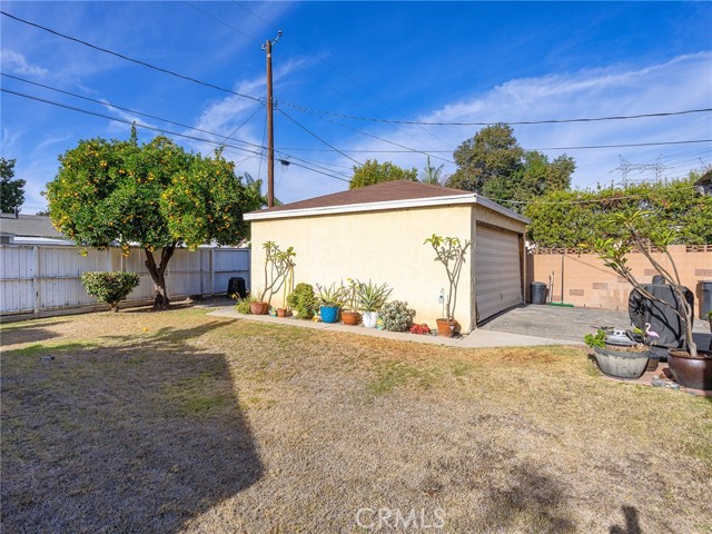 Detail Gallery Image 25 of 39 For 517 N Avon St, Burbank,  CA 91505 - 3 Beds | 1 Baths