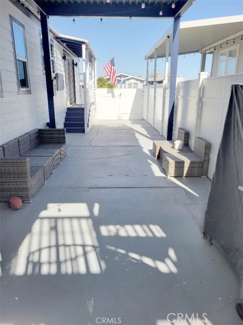 Detail Gallery Image 24 of 36 For 21752 Pacific Coast Hwy. 20a,  Huntington Beach,  CA 92646 - 2 Beds | 2 Baths