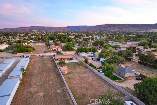 5111 W Avenue M2, Lancaster CA: https://media.crmls.org/medias/740850f5-0d08-4e28-b69b-b3a729e1d611.jpg
