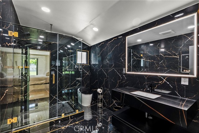 16810 Adlon Road, Encino CA: https://media.crmls.org/medias/7408870c-0e06-4164-9786-d50d2f62dd06.jpg