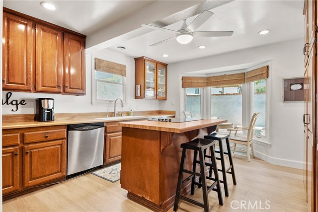 5309 River Avenue, Newport Beach CA: https://media.crmls.org/medias/7408ebef-5714-4039-b8ef-8b8dc18aedb2.jpg