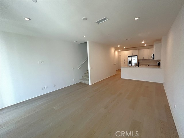 Detail Gallery Image 13 of 34 For 8444 Milk Thistle Ln, Chino,  CA 91708 - 4 Beds | 4 Baths