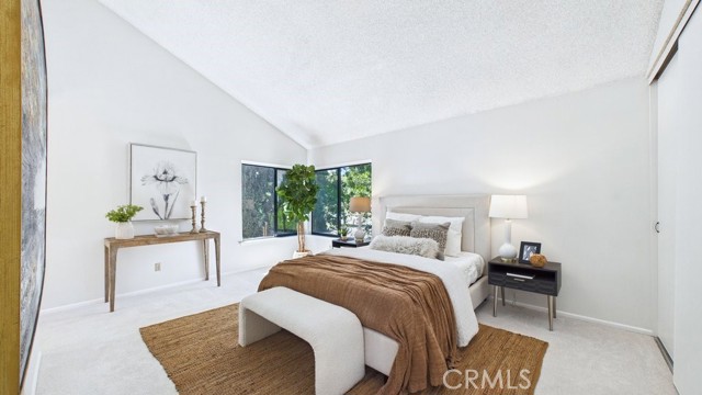 Detail Gallery Image 27 of 45 For 24187 Avenida Crescenta, Valencia,  CA 91355 - 5 Beds | 3 Baths