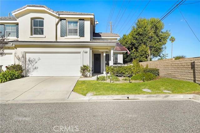 Detail Gallery Image 4 of 38 For 13223 Norfolk Ct, Moorpark,  CA 93021 - 3 Beds | 2/1 Baths