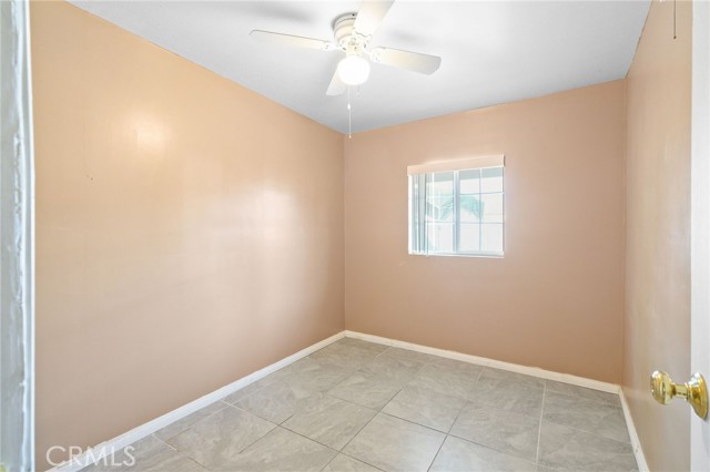 Detail Gallery Image 17 of 36 For 6133 Orchard Ave, Huntington Park,  CA 90255 - 4 Beds | 3 Baths