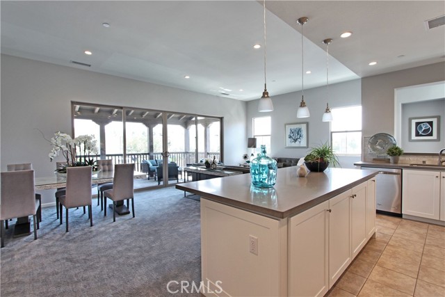 Detail Gallery Image 4 of 12 For 248 Bishop Landing, Irvine,  CA 92620 - 2 Beds | 2 Baths
