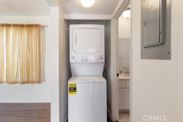 Detail Gallery Image 14 of 23 For 322 N Avenue 66 #5,  Highland Park,  CA 90042 - 1 Beds | 1 Baths