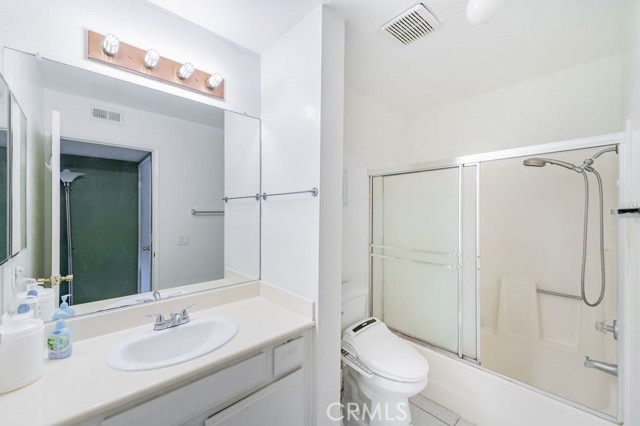 Detail Gallery Image 15 of 20 For 7 Town and Country Rd, Phillips Ranch,  CA 91766 - 2 Beds | 2 Baths