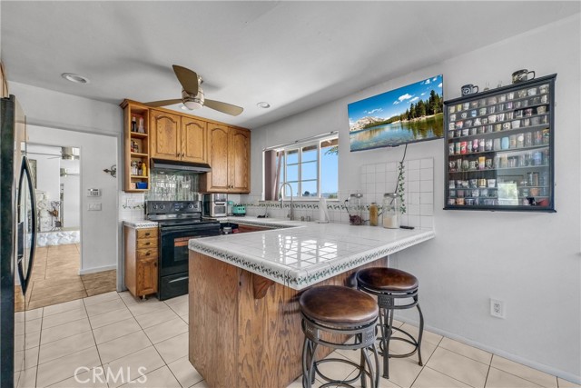 5622 Sharon Way, Jurupa Valley CA: https://media.crmls.org/medias/740befaa-df62-47d3-8185-cb478cb6a84e.jpg