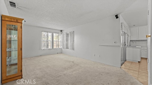 Detail Gallery Image 4 of 22 For 9075 Cabrillo, Riverside,  CA 92503 - 3 Beds | 1 Baths