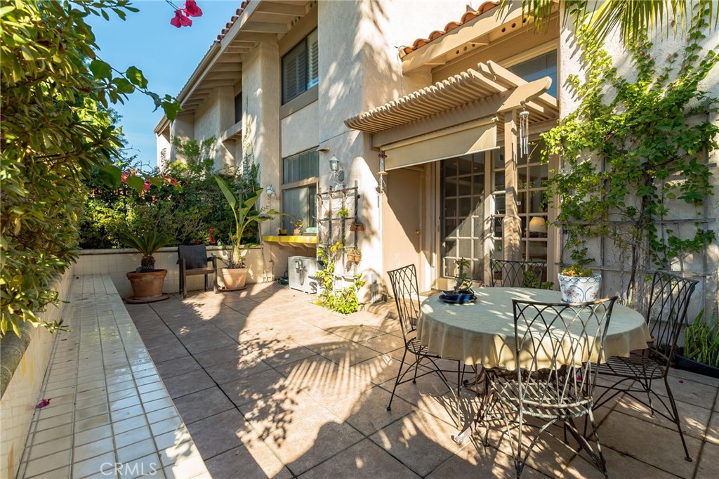 740d0736 7915 4d96 B58d 5934bc43cd42