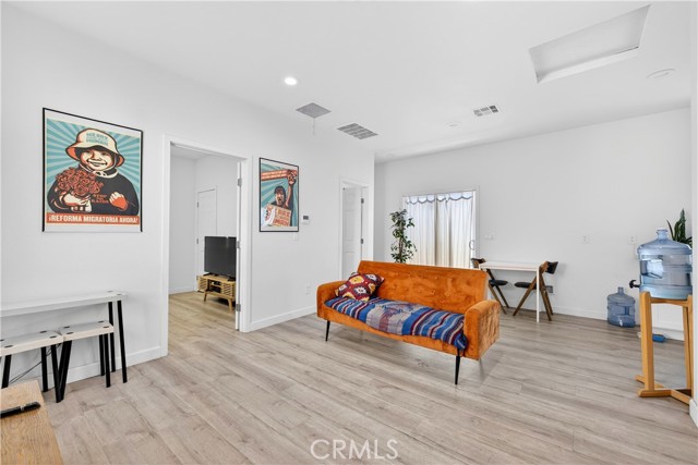 Detail Gallery Image 26 of 47 For 614 N Shelton, Santa Ana,  CA 92703 - 5 Beds | 2 Baths