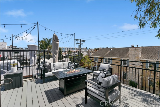 Detail Gallery Image 21 of 41 For 3512 Pacific Ave #2,  Los Angeles,  CA 90292 - 2 Beds | 2 Baths