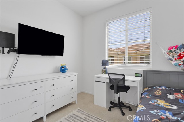 5604 Altamura Way, Fontana CA: https://media.crmls.org/medias/740d486b-e56e-47c3-8b4e-dffbbf3b2d47.jpg