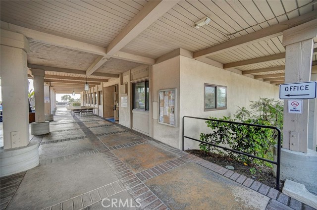 13556 La Jolla Circle, La Mirada, California 90638, 2 Bedrooms Bedrooms, ,2 BathroomsBathrooms,Quadruplex,For Sale,La Jolla,PW25032366