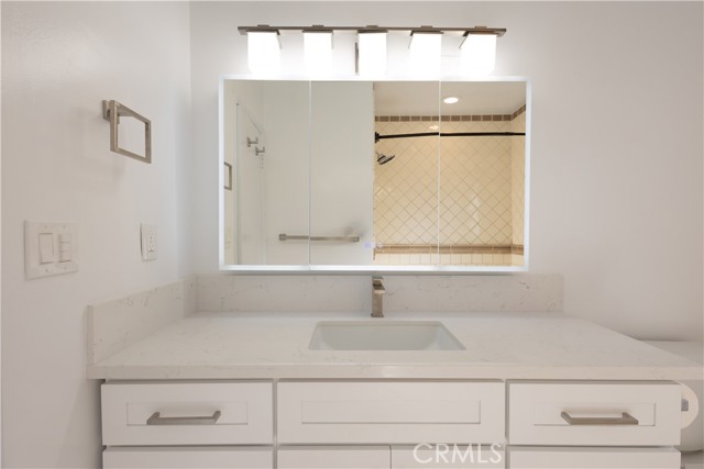 3334 Alabama Street, La Crescenta, California 91214, 3 Bedrooms Bedrooms, ,1 BathroomBathrooms,Residential Lease,For Rent,3334 Alabama Street,CRGD25156359