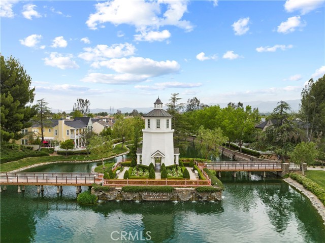 23402 Brookdale Lane, Valencia CA: https://media.crmls.org/medias/740ec3de-c151-478d-a02e-d79bdd5cf70d.jpg