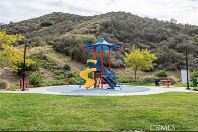 Detail Gallery Image 34 of 35 For 19659 Lanview Lane, Saugus,  CA 91350 - 4 Beds | 3 Baths