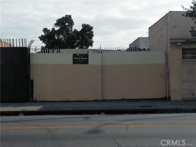 5732 S Central Ave, Los Angeles, CA 90011