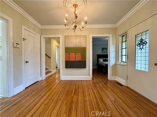 Detail Gallery Image 21 of 65 For 1149 Cordova Ave, Glendale,  CA 91207 - 5 Beds | 3 Baths