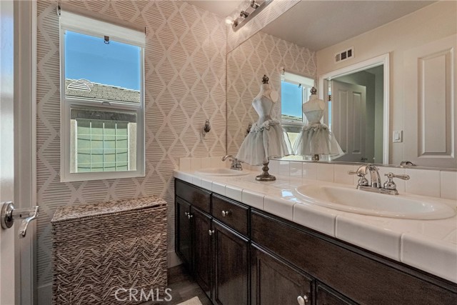 Detail Gallery Image 43 of 54 For 19639 Ellis Henry Ct, Newhall,  CA 91321 - 4 Beds | 3 Baths