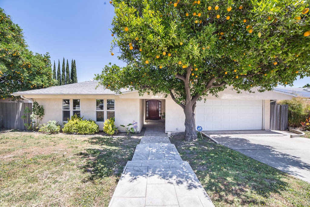 12818 Meadowlark Avenue