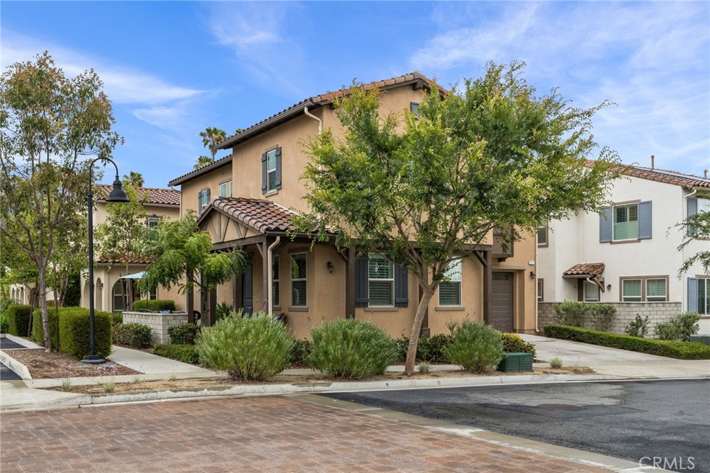 1613 Masters Drive