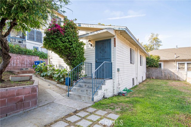 3580 Griffin Avenue, Los Angeles CA: https://media.crmls.org/medias/74130d7b-a410-422f-a34a-f187843b315f.jpg