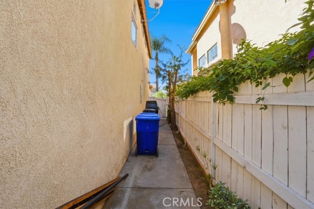 Detail Gallery Image 39 of 46 For 29340 Crest View Ln, Highland,  CA 92346 - 3 Beds | 2/1 Baths