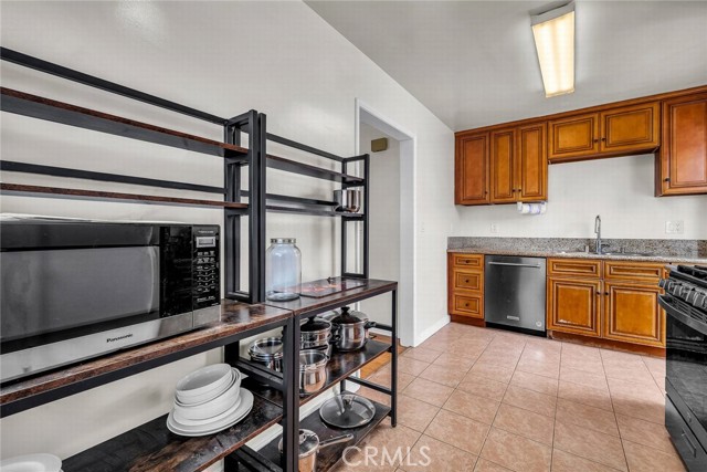 Detail Gallery Image 7 of 20 For 962 W Paseo Del Mar, San Pedro,  CA 90731 - 3 Beds | 1 Baths