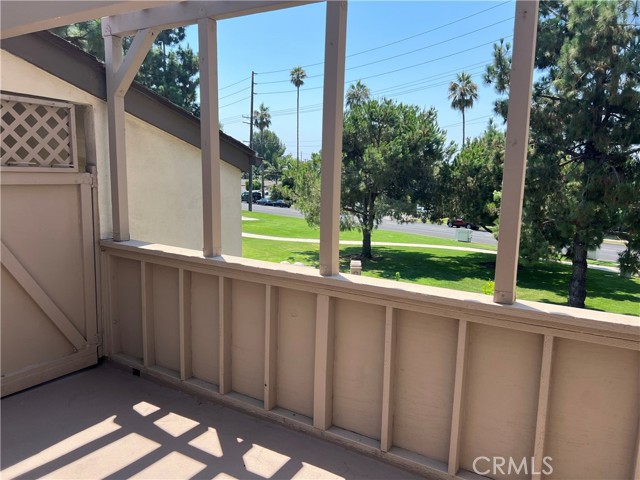 1350 F Cabrillo Park Drive, Santa Ana CA: https://media.crmls.org/medias/74154134-d335-41be-9c58-32fa996a3156.jpg