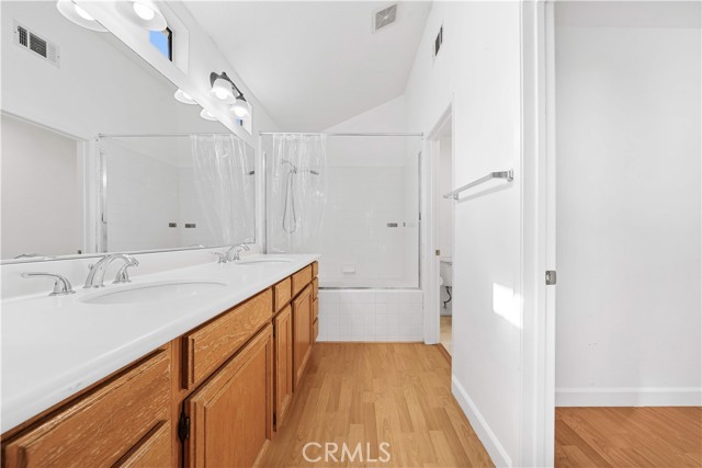 Detail Gallery Image 25 of 38 For 13050 Arborwalk Ln, Tustin,  CA 92782 - 3 Beds | 2/1 Baths