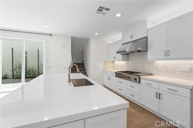 Detail Gallery Image 12 of 45 For 156 Chorus, Irvine,  CA 92618 - 3 Beds | 2/1 Baths