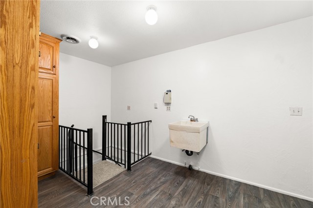 Image 20 of 46 For 31686 Luring Pines Circle