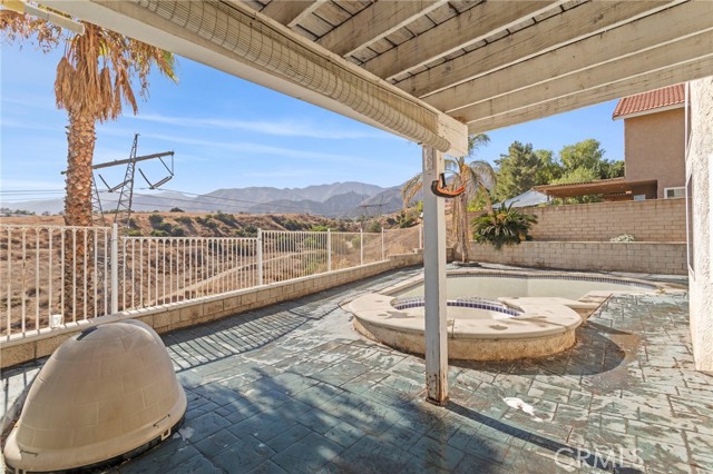 Detail Gallery Image 23 of 27 For 9239 Stone Canyon Rd, Corona,  CA 92883 - 3 Beds | 2/1 Baths