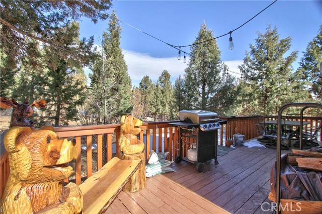 Detail Gallery Image 4 of 36 For 525 Pine Ln, Sugarloaf,  CA 92386 - 3 Beds | 2 Baths