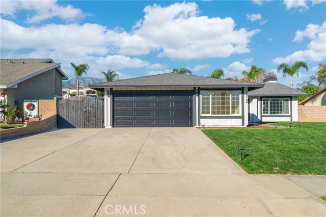 Detail Gallery Image 4 of 37 For 10164 Hampshire, Rancho Cucamonga,  CA 91730 - 3 Beds | 2 Baths