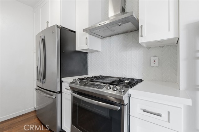 Detail Gallery Image 12 of 27 For 1422 Rock Glen #309,  Glendale,  CA 91205 - 2 Beds | 2 Baths