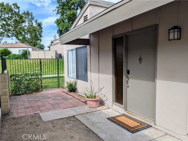 Image 3 of 22 For 2811 Lancewood Court