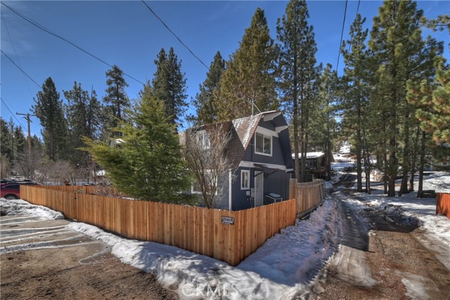 Detail Gallery Image 35 of 35 For 728 W Aeroplane, Big Bear City,  CA 92314 - 2 Beds | 2 Baths