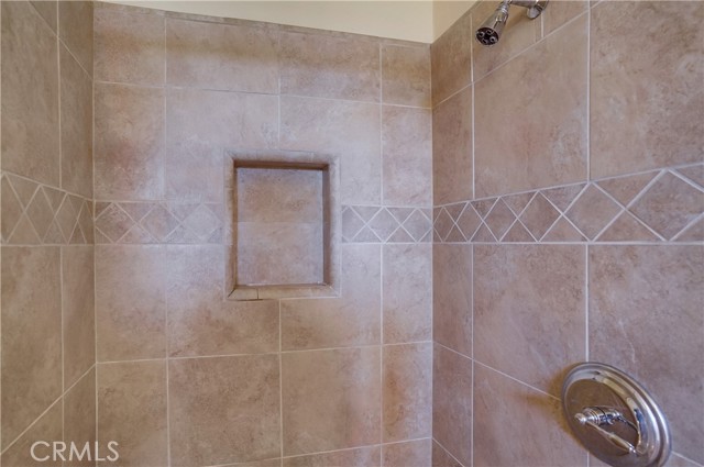 Detail Gallery Image 52 of 72 For 4010 Bluff Pl, San Pedro,  CA 90731 - 4 Beds | 3/1 Baths