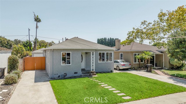 4250 McConnell Boulevard, Los Angeles CA: https://media.crmls.org/medias/741b2737-f88c-4858-a1b7-a64038a483b1.jpg